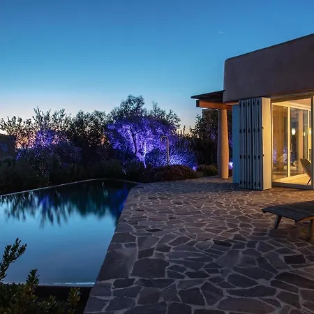 Villa Luxi 6 *